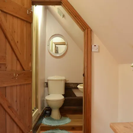 Дом отдыха Tudor House